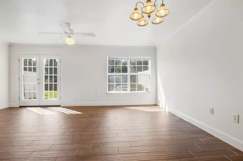 Living - 799 Majestic Dr, Crestview, FL 32536 photo 1 of 5