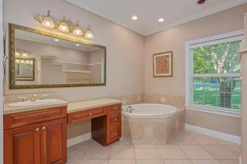 Bath - 5833 Hunting Meadows Dr, Crestview, FL 32536 photo 3 of 12