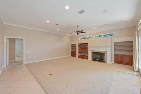Living - 5833 Hunting Meadows Dr, Crestview, FL 32536 photo 6 of 9
