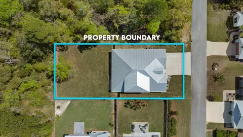 View/Area - 136 Hibernate Way, Freeport, FL 32439 photo 1 of 12