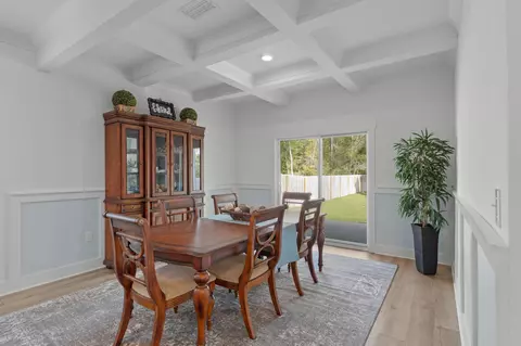 Dining - 136 Hibernate Way, Freeport, FL 32439 photo 1 of 1