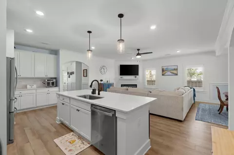 Kitchen - 136 Hibernate Way, Freeport, FL 32439 photo 5 of 5