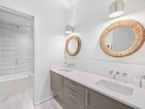Bath - 41 Elysee Ct, Inlet Beach, FL 32461 photo 6 of 9
