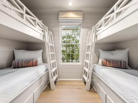 Bedroom - 41 Elysee Ct, Inlet Beach, FL 32461 photo 5 of 10