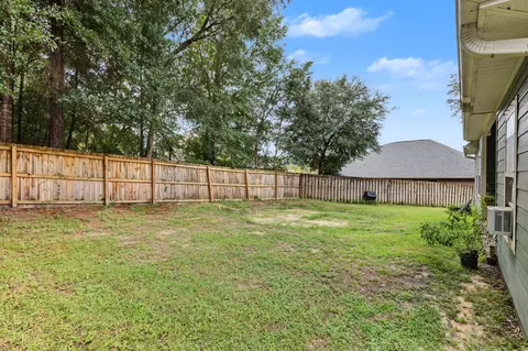 Exterior - 815 Wild Egret Ln, Crestview, FL 32536 photo 8 of 10