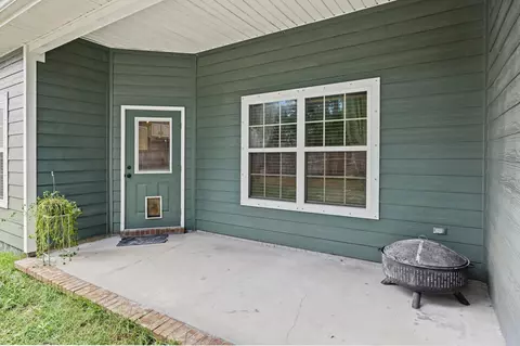 Exterior - 815 Wild Egret Ln, Crestview, FL 32536 photo 5 of 10