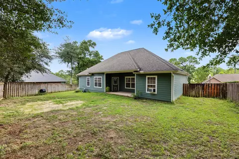 Exterior - 815 Wild Egret Ln, Crestview, FL 32536 photo 6 of 10