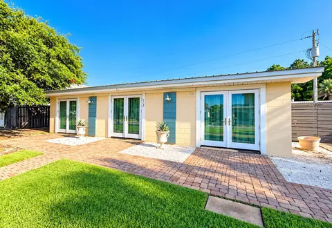 73 E Seahorse Cir, Santa Rosa Beach, FL 32459