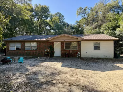 454 E Burdick Ave, Defuniak Springs, FL 32433