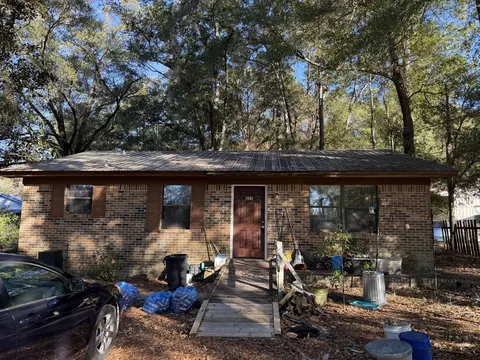 285 Loftin St, Defuniak Springs, FL 32435