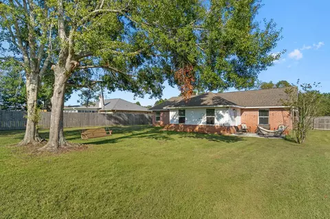 Exterior - 5732 Dove Dr, Pace, FL 32571 photo 6 of 7