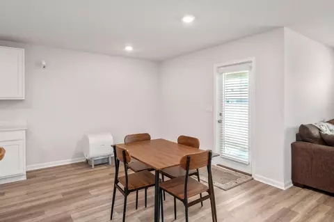 Dining - 335 Flounder St, Crestview, FL 32539 photo 1 of 1