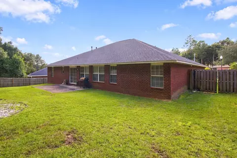 Exterior - 658 Territory Ln, Crestview, FL 32536 photo 6 of 10
