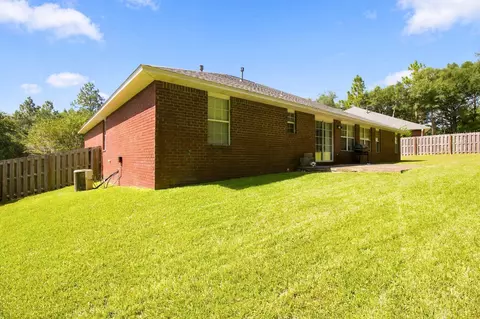 Exterior - 658 Territory Ln, Crestview, FL 32536 photo 9 of 10