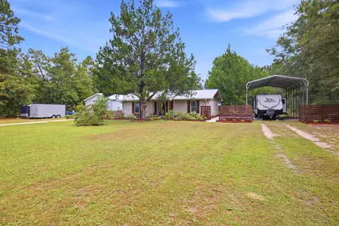 78 Florence Dr, Defuniak Springs, FL 32433