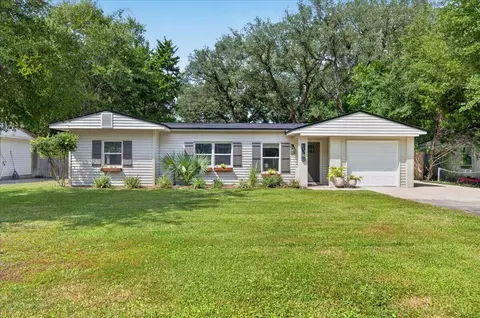 311 NE Gardner Dr, Fort Walton Beach, FL 32548