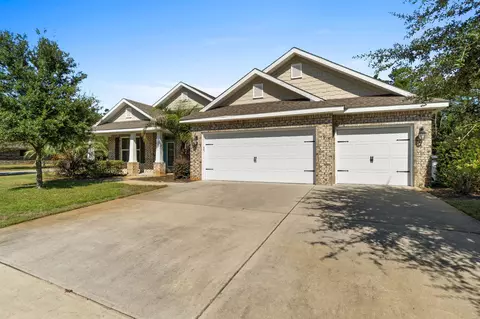 402 Sweet Tea Ln, Freeport, FL 32439