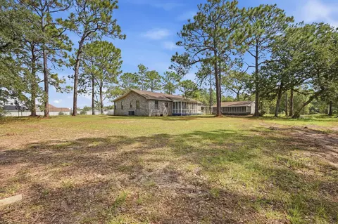 Exterior - 3654 Poverty Creek Rd, Crestview, FL 32539 photo 13 of 13