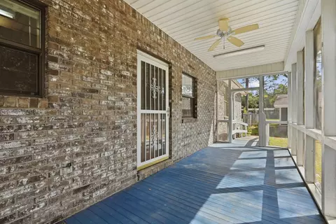 Exterior - 3654 Poverty Creek Rd, Crestview, FL 32539 photo 5 of 13