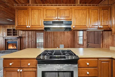Kitchen - 3654 Poverty Creek Rd, Crestview, FL 32539 photo 5 of 5