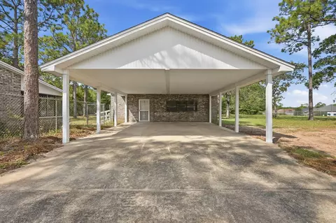Exterior - 3654 Poverty Creek Rd, Crestview, FL 32539 photo 8 of 13