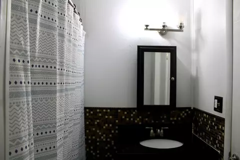 Bath - 5919 Pineforest Dr, Crestview, FL 32539 photo 4 of 4