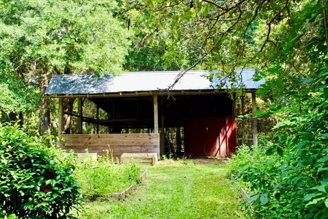 Exterior - 5919 Pineforest Dr, Crestview, FL 32539 photo 8 of 11
