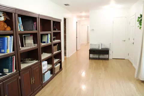 Entry Way - 5919 Pineforest Dr, Crestview, FL 32539 photo 3 of 4