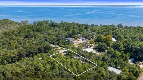74 Maple St, Freeport, FL 32439 photo 5