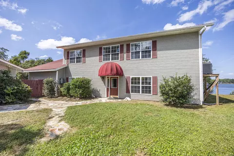 Exterior - 115 Old Oak Rd, Freeport, FL 32439 photo 2 of 12