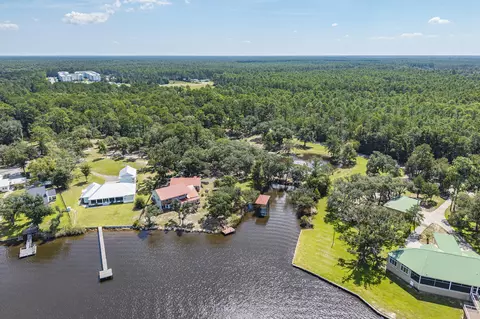 View/Area - 115 Old Oak Rd, Freeport, FL 32439 photo 10 of 11