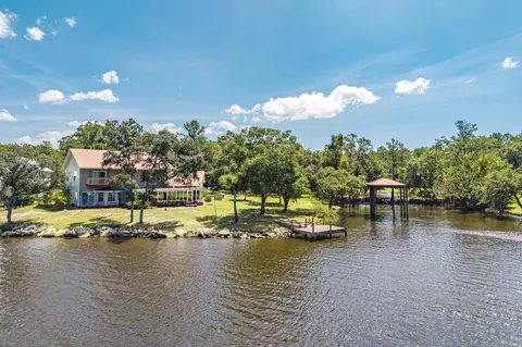 View/Area - 115 Old Oak Rd, Freeport, FL 32439 photo 2 of 11