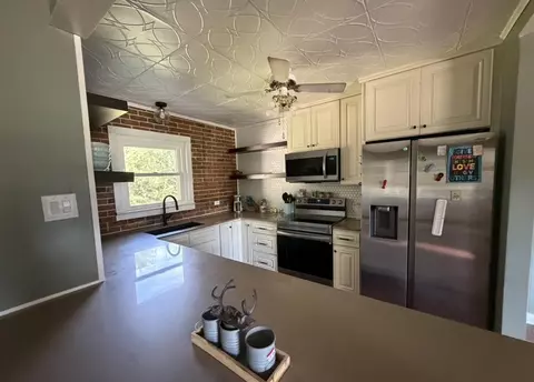 Kitchen - 6668 Maple St, Milton, FL 32570 photo 1 of 2