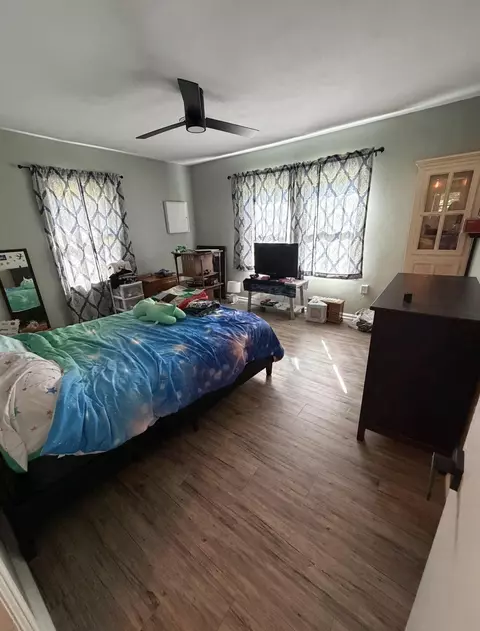 Bedroom - 6668 Maple St, Milton, FL 32570 photo 2 of 3