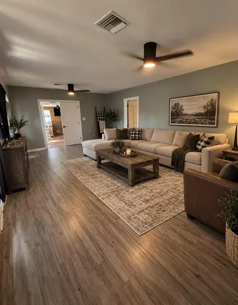 Living - 6668 Maple St, Milton, FL 32570 photo 2 of 2