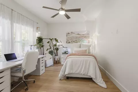 Bedroom - 109 Sun Bear Cir, Freeport, FL 32439 photo 1 of 6