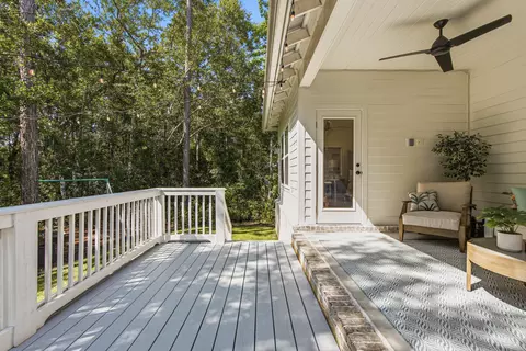 Exterior - 109 Sun Bear Cir, Freeport, FL 32439 photo 5 of 12
