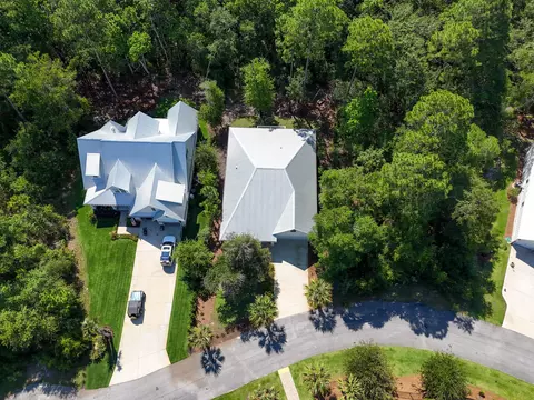 View/Area - 109 Sun Bear Cir, Freeport, FL 32439 photo 4 of 9