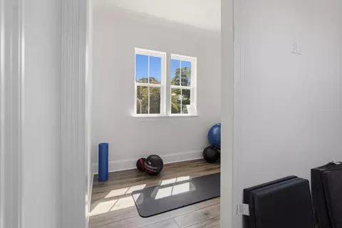 Entry Way - 109 Sun Bear Cir, Freeport, FL 32439 photo 6 of 7