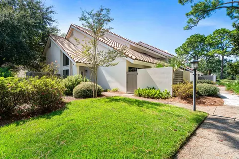 5104 Beachwalk Pl, Miramar Beach, FL 32550