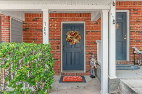 109 Swaying Pine Ct, Crestview, FL 32539