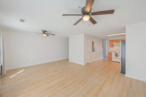 Living - 109 Swaying Pine Ct, Crestview, FL 32539 photo 3 of 4