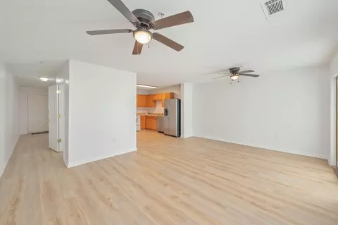 Living - 109 Swaying Pine Ct, Crestview, FL 32539 photo 2 of 4