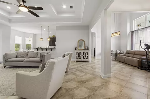 Entry Way - 331 Brushed Dunes Cir, Freeport, FL 32439 photo 2 of 8