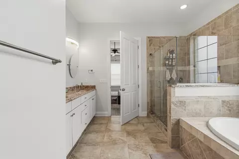 Bath - 331 Brushed Dunes Cir, Freeport, FL 32439 photo 3 of 9