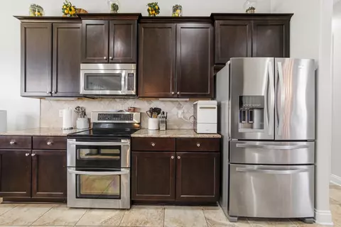Kitchen - 331 Brushed Dunes Cir, Freeport, FL 32439 photo 1 of 3