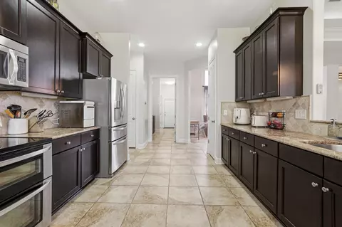 Entry Way - 331 Brushed Dunes Cir, Freeport, FL 32439 photo 4 of 8