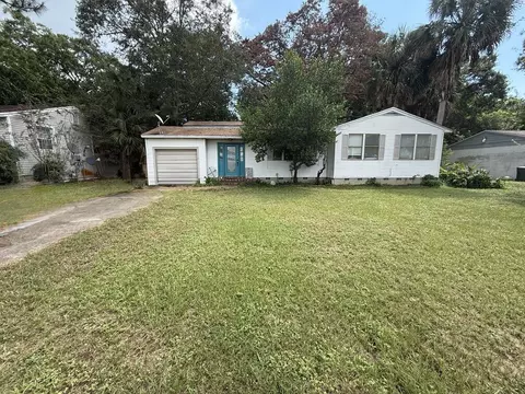 215 NE Highway Ave, Fort Walton Beach, FL 32547