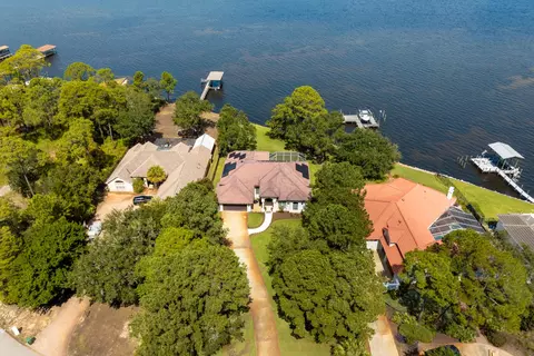 1242 Emerald Bay Dr, Destin, FL 32541