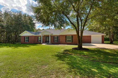 Exterior - 3161 Haylee Ln, Crestview, FL 32539 photo 4 of 17